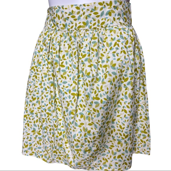 Pinup Couture Heart of Haute Leaf Skirt sz 1X - Picture 8 of 15